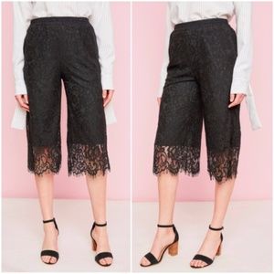 hillary // black lace culottes capri crop pants